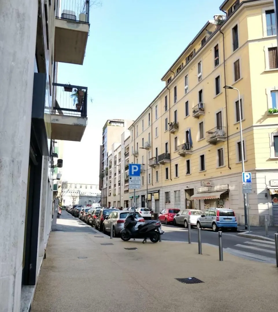 Joy Rooms Milan Guest house